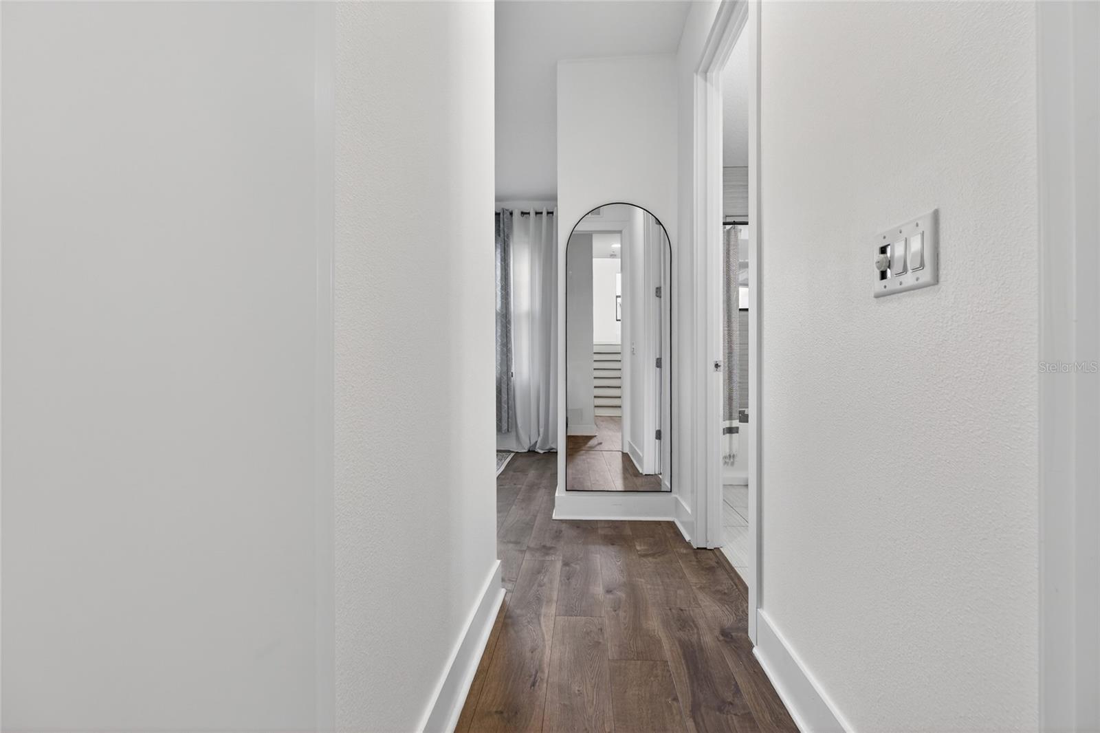 ARLINGTON & 8TH TWNHMS - Residential