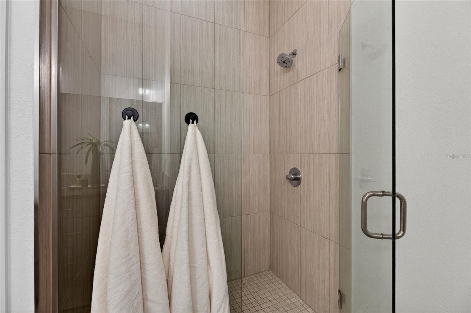 ARLINGTON & 8TH TWNHMS - Residential