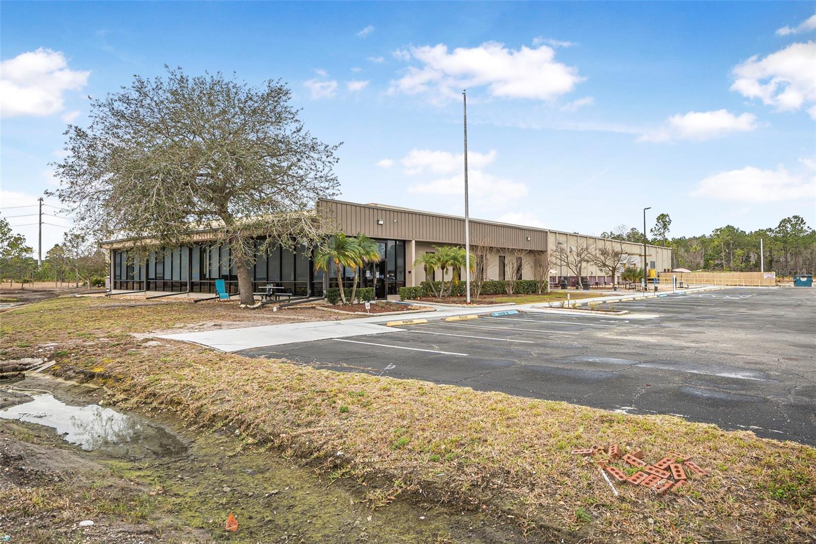 INDUSTRIAL PARK - Commercial Sale