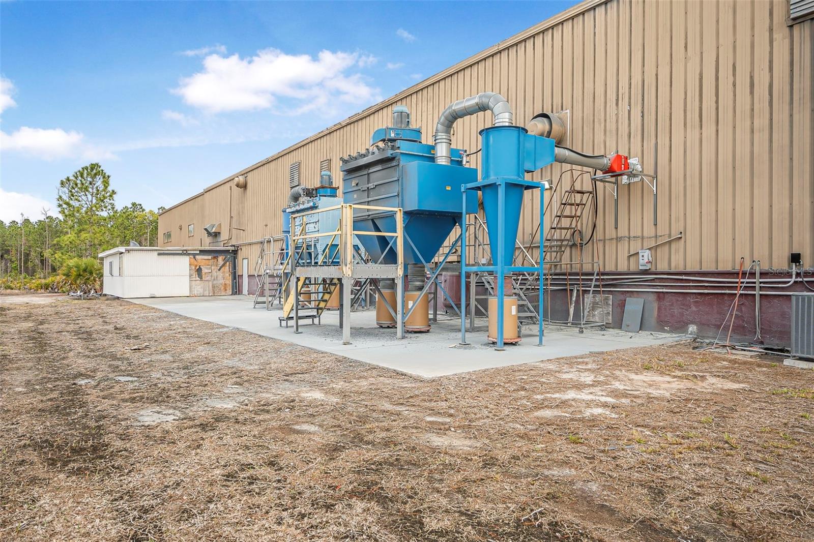 INDUSTRIAL PARK - Commercial Sale