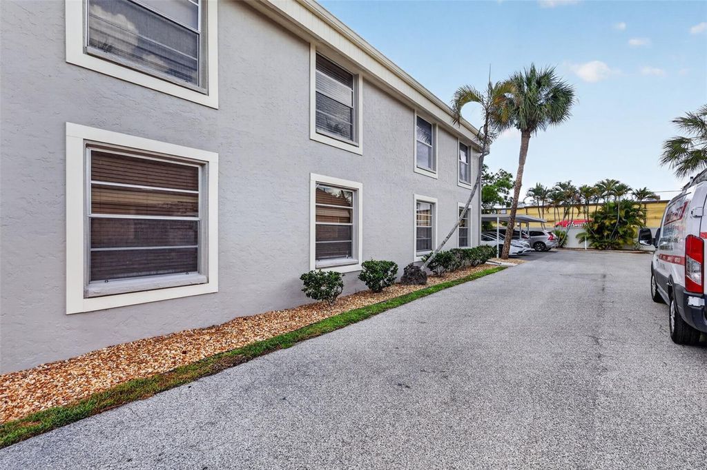 Photo of 6146 7th Avenue W #6146, Bradenton, FL 34209 (MLS # A4694004)