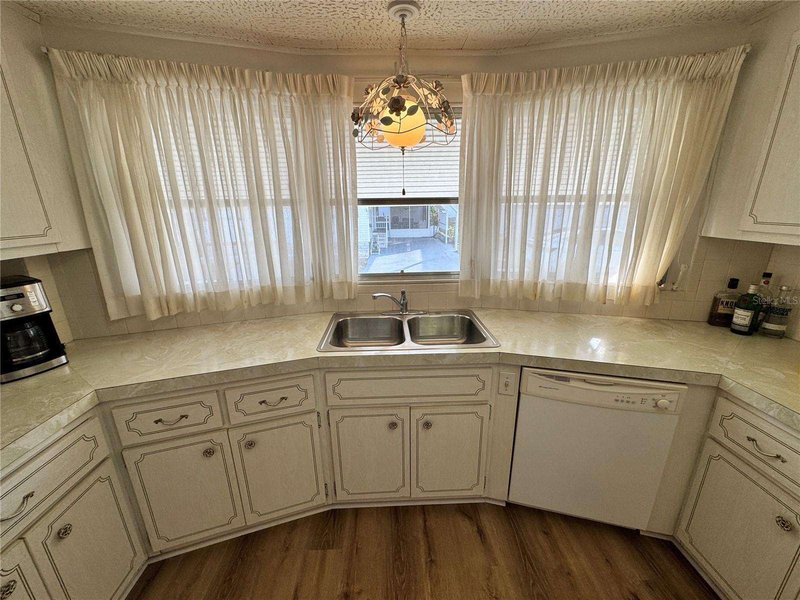 COUNTRY PARK CO-OP M/H UNREC - Residential