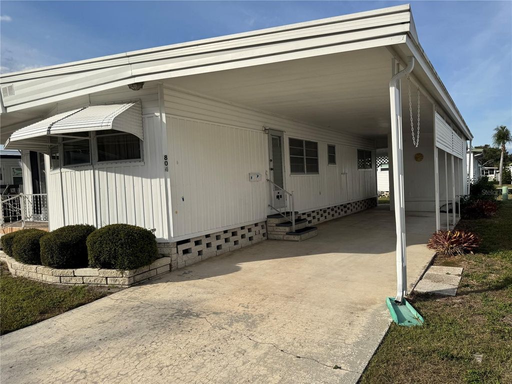 Photo of 2331 Belleair Rd #804, Clearwater, FL 33764 (MLS # TB8462618)