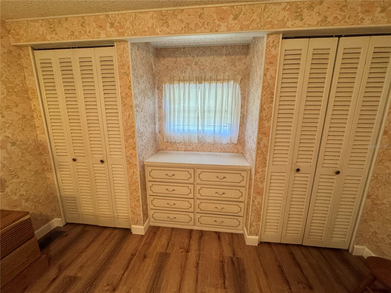 COUNTRY PARK CO-OP M/H UNREC - Residential