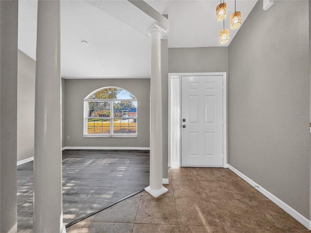 Photo of 14309 Golden View Drive, Grand Island, FL 32735 (MLS # G5107916)