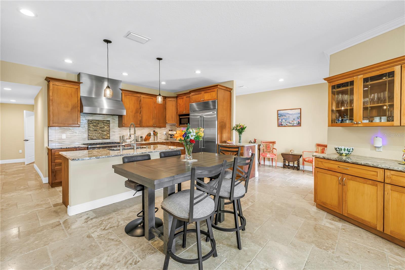 VENETIAN ISLES - Residential