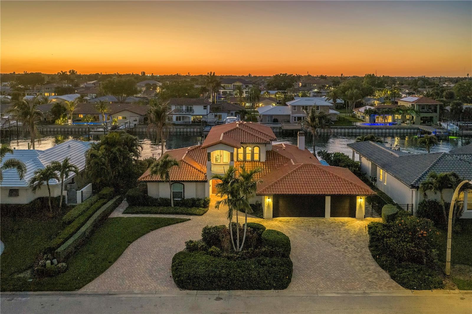 VENETIAN ISLES - Residential