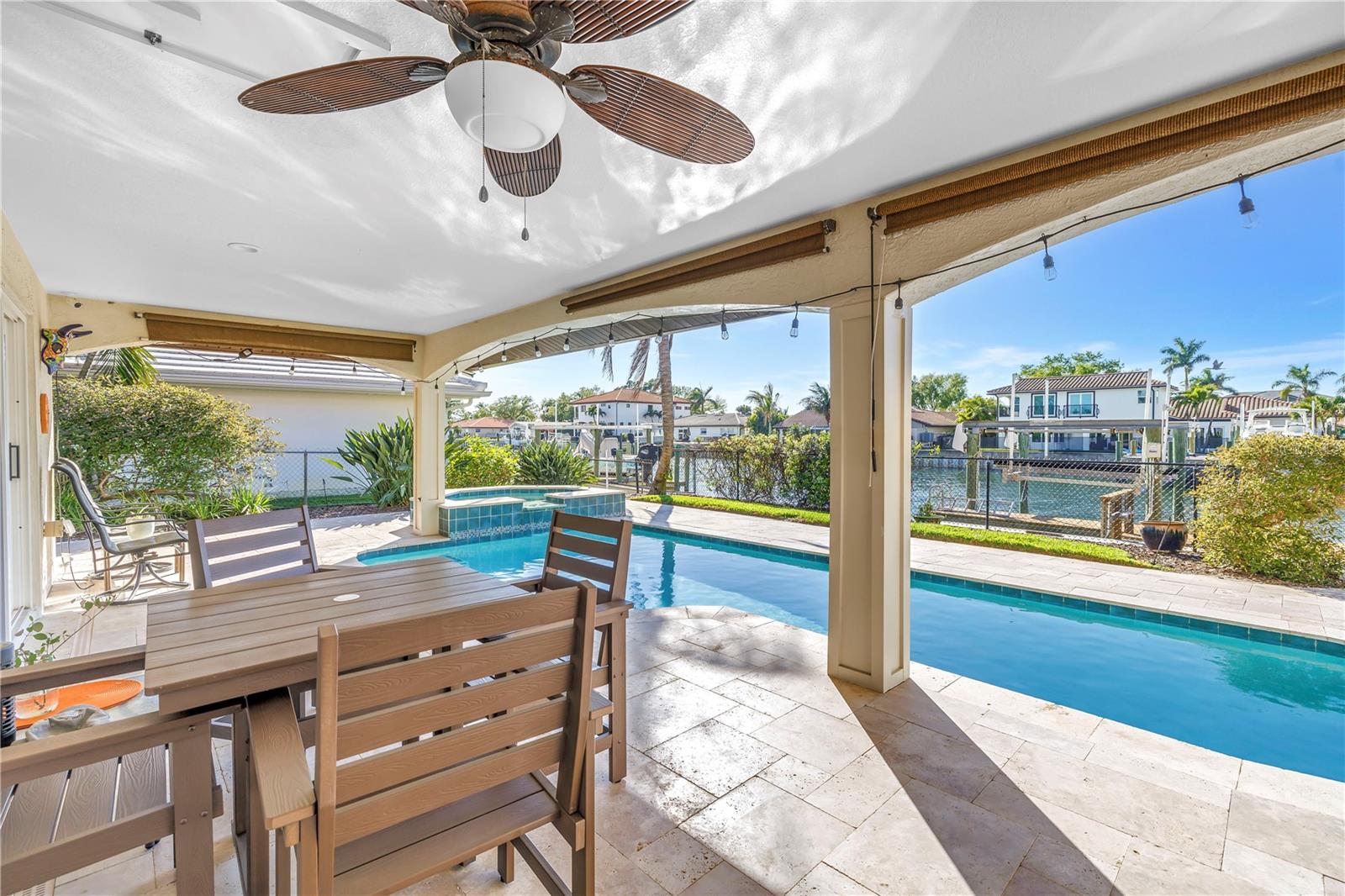 VENETIAN ISLES - Residential