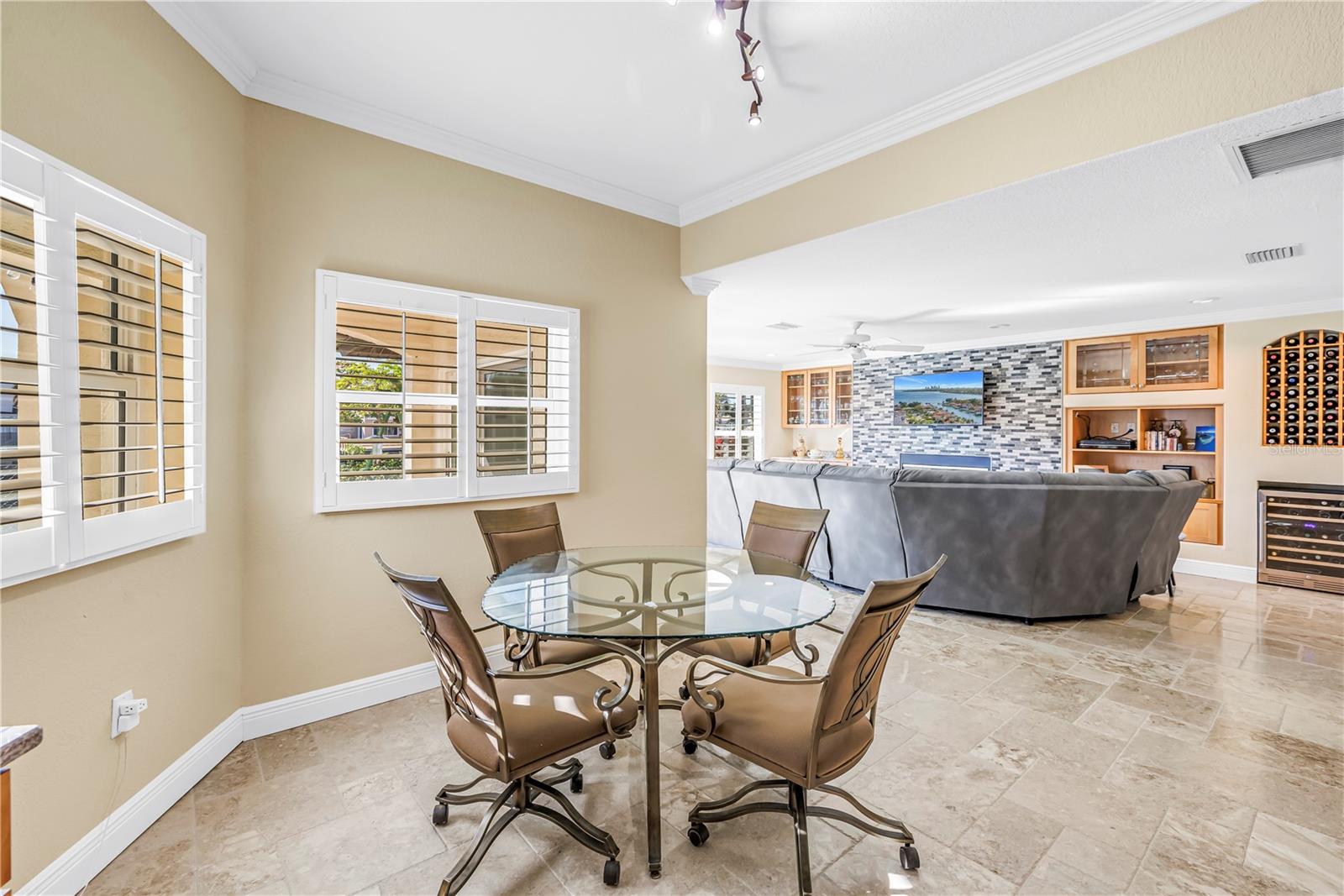 VENETIAN ISLES - Residential