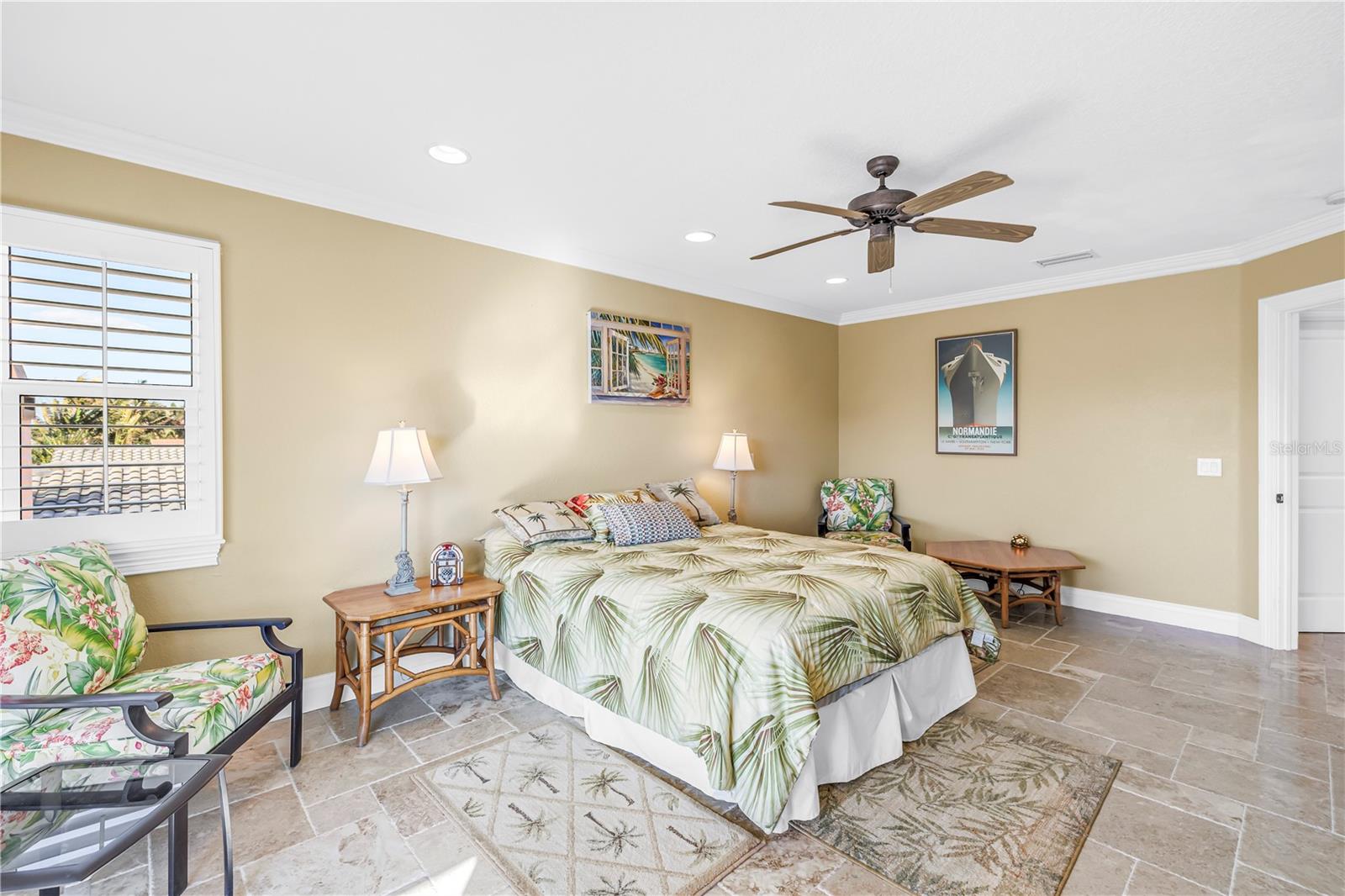 VENETIAN ISLES - Residential