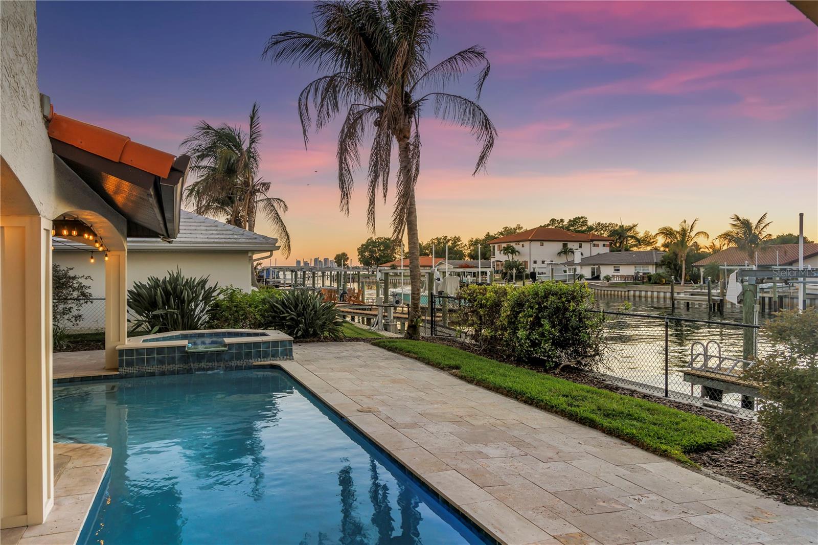 VENETIAN ISLES - Residential