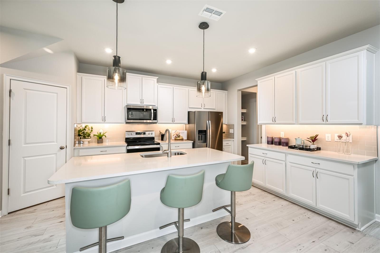 1144 CREEK VALLEY COURT