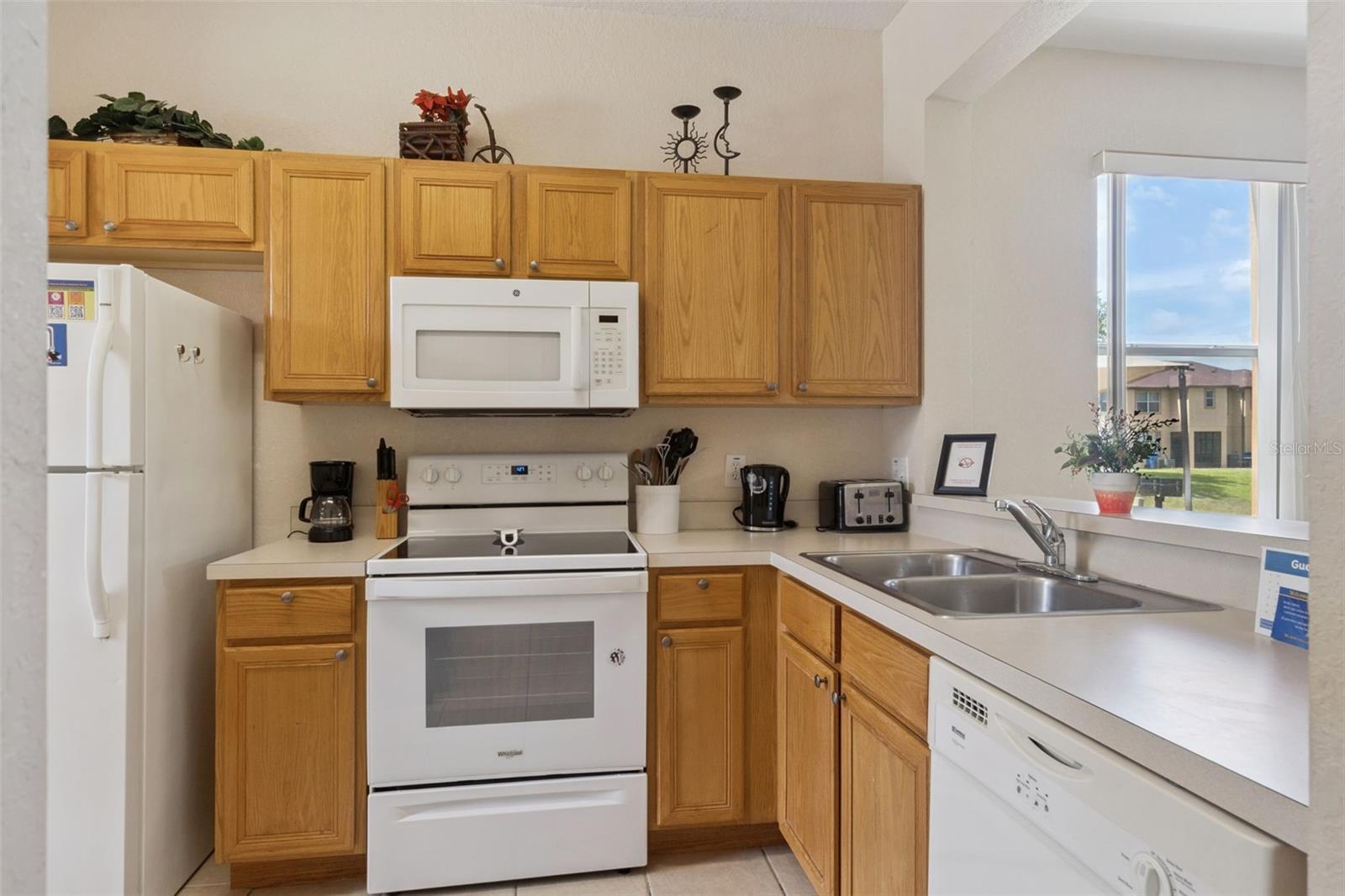 REGAL PALMS AT HIGHLAND RESERVE PH 05 - Residential