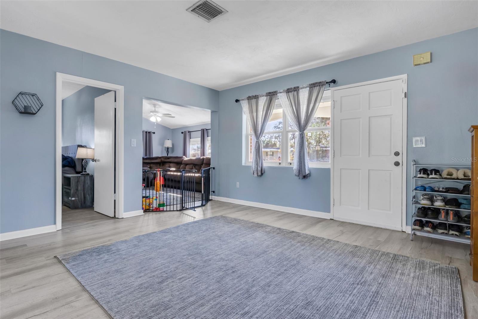 RIDGECREST UNIT 01 - Residential