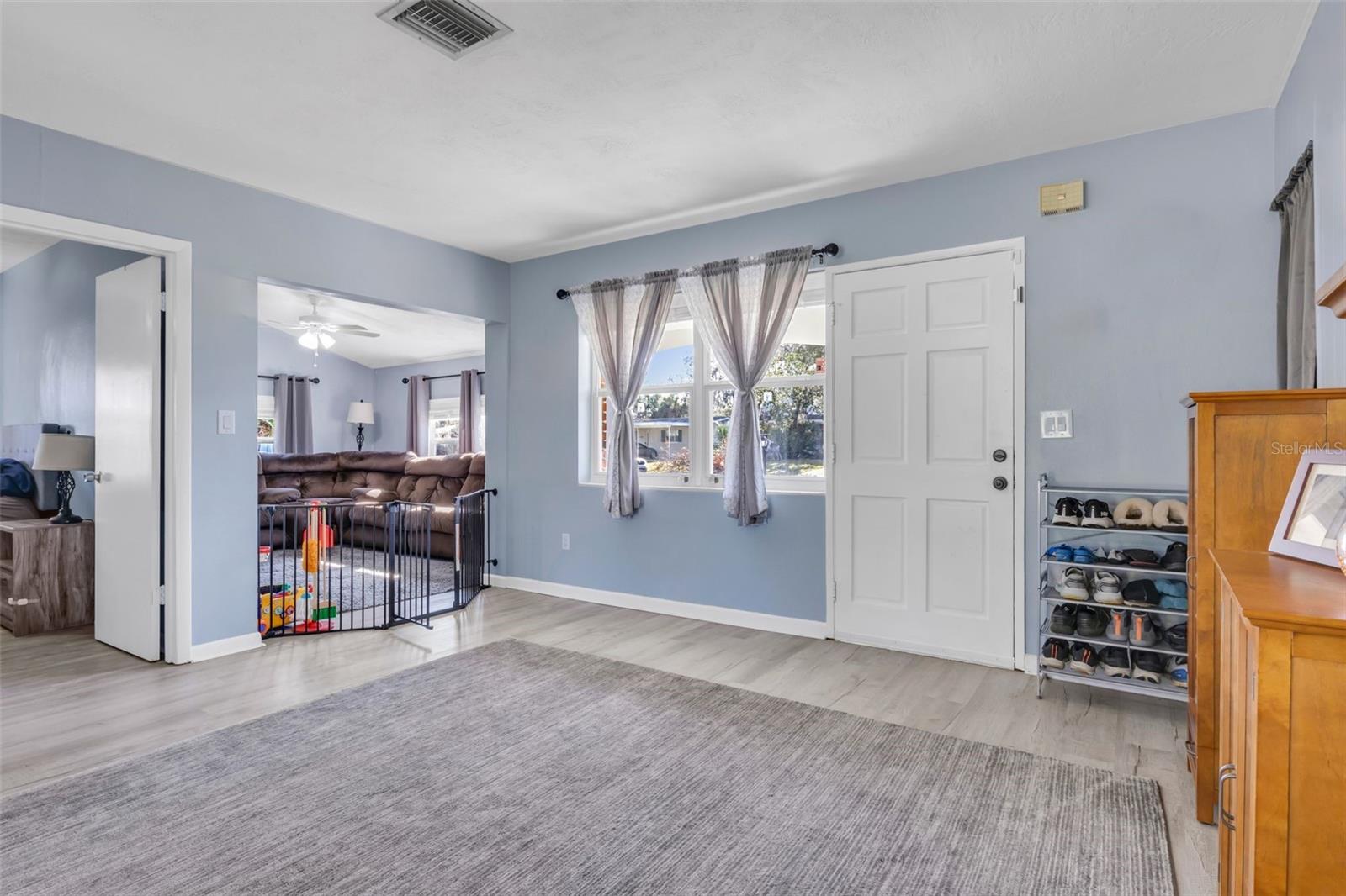 RIDGECREST UNIT 01 - Residential