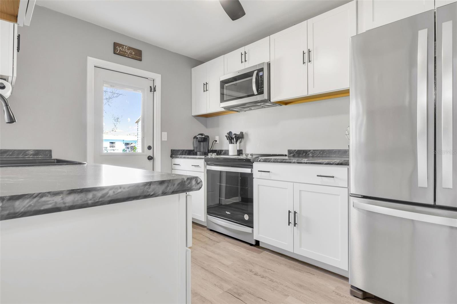 RIDGECREST UNIT 01 - Residential