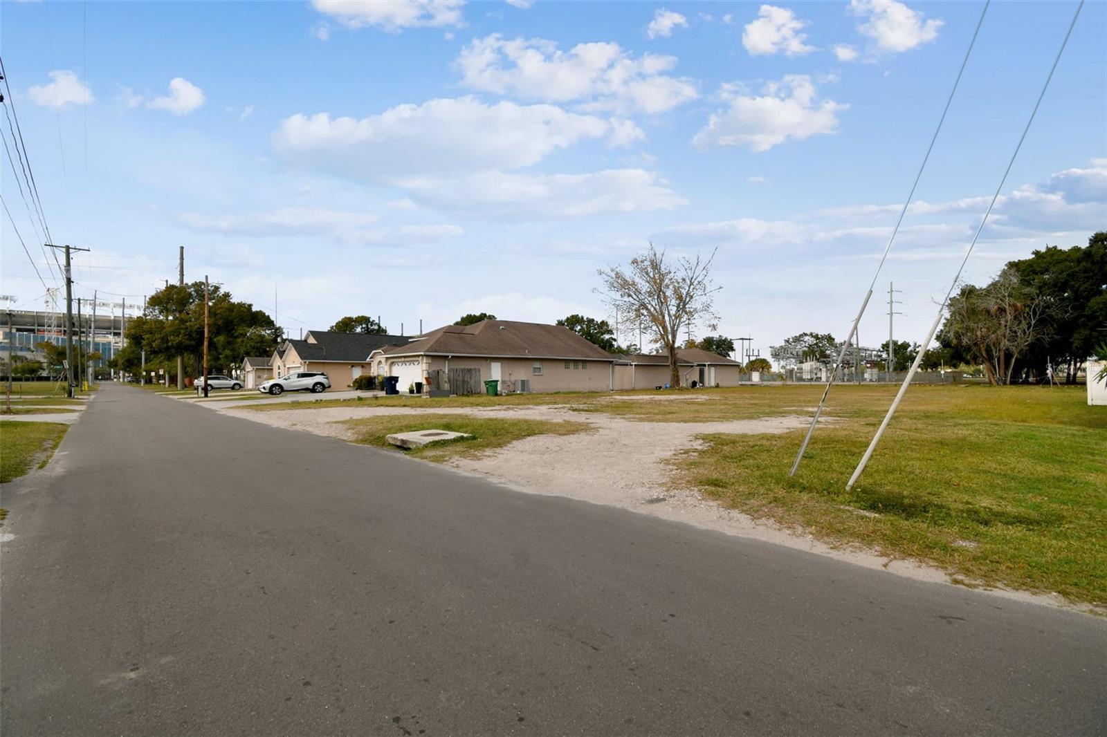 FAIR GROUND FARMS - Land