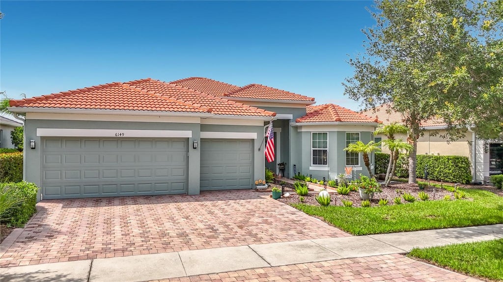 Photo of 6149 Abaco Drive, Sarasota, FL 34238 (MLS # D6148081)