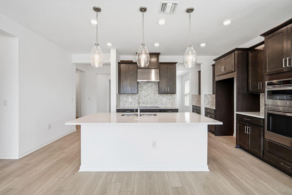 2257 CYPRESS CREEK STREET