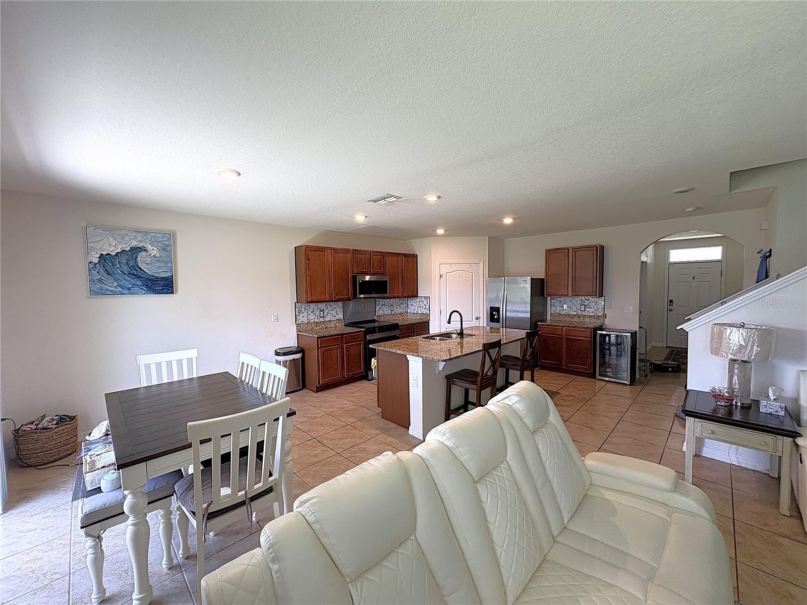 1116 FOX PATH ROAD