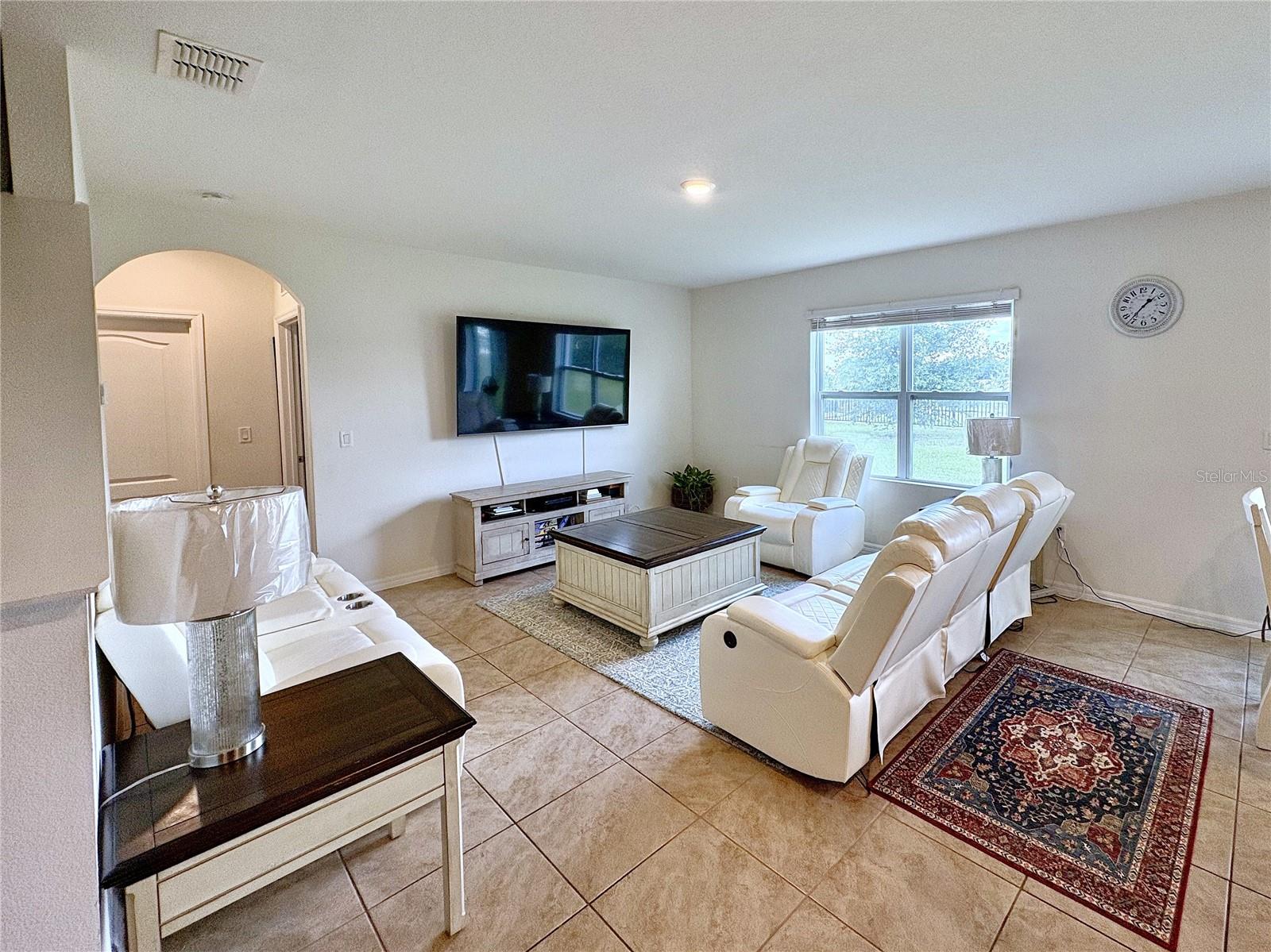 1116 FOX PATH ROAD