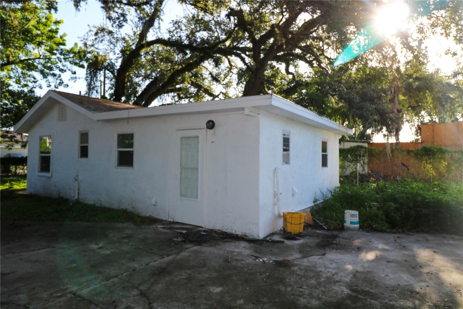 1518 INDIANA STREET