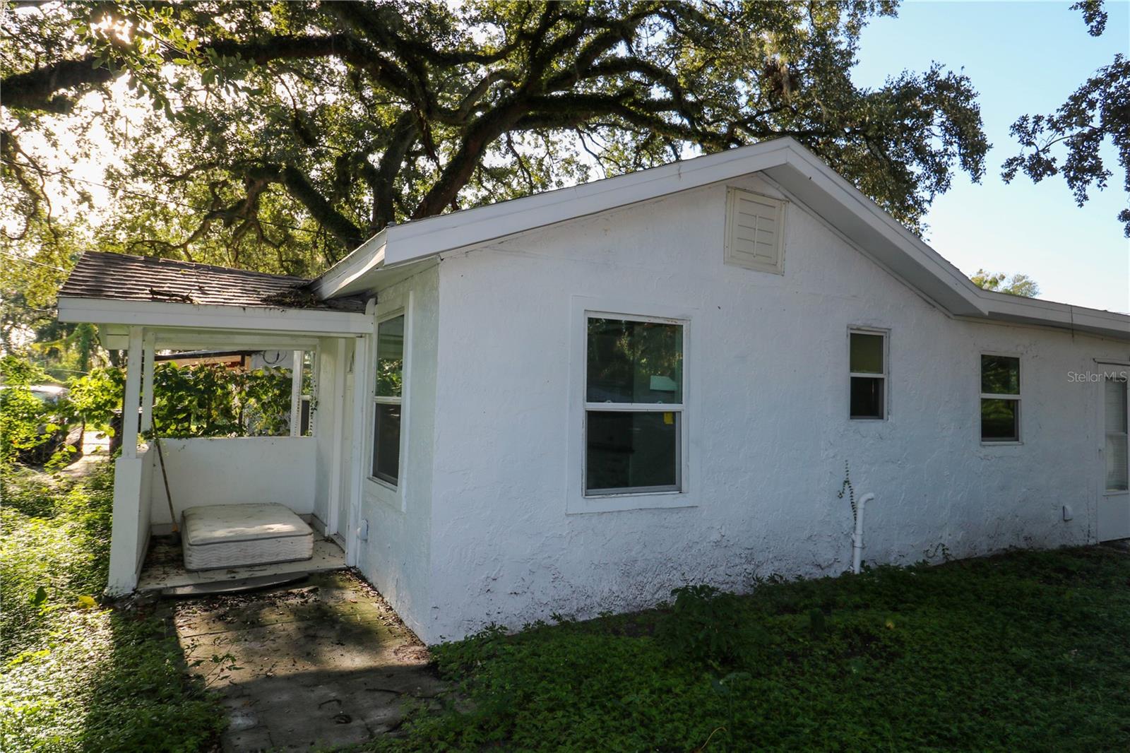 1518 INDIANA STREET
