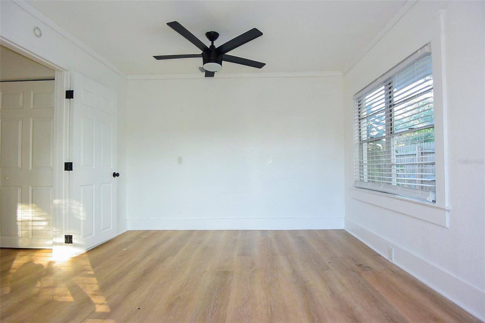 ARLINGTON HEIGHTS - Residential