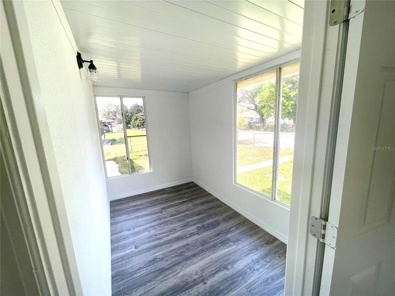 LAKE BRYANT SHORES - Residential