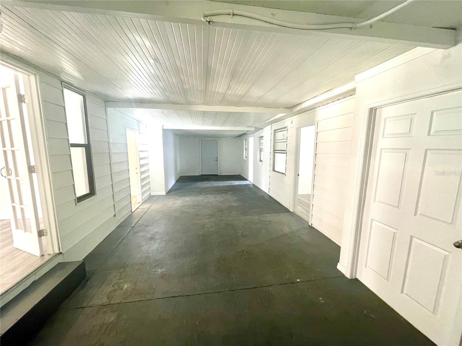 LAKE BRYANT SHORES - Residential