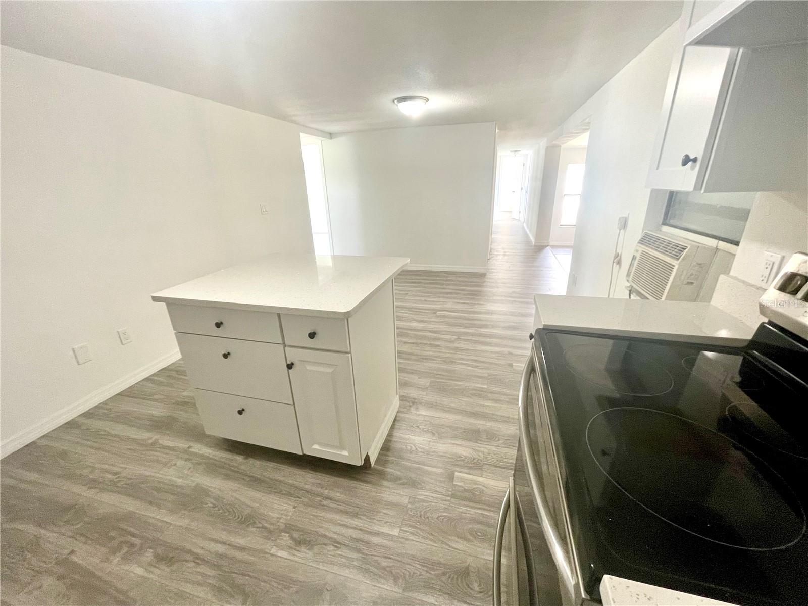 LAKE BRYANT SHORES - Residential