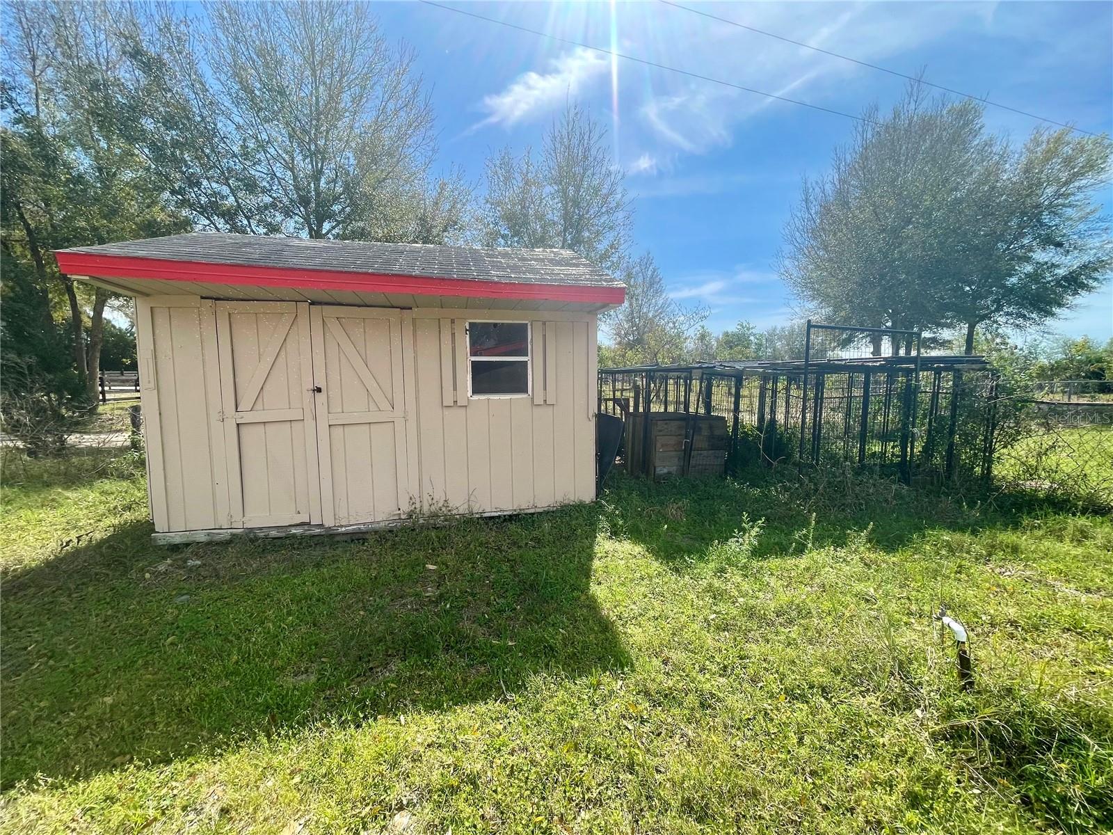 LAKE BRYANT SHORES - Residential