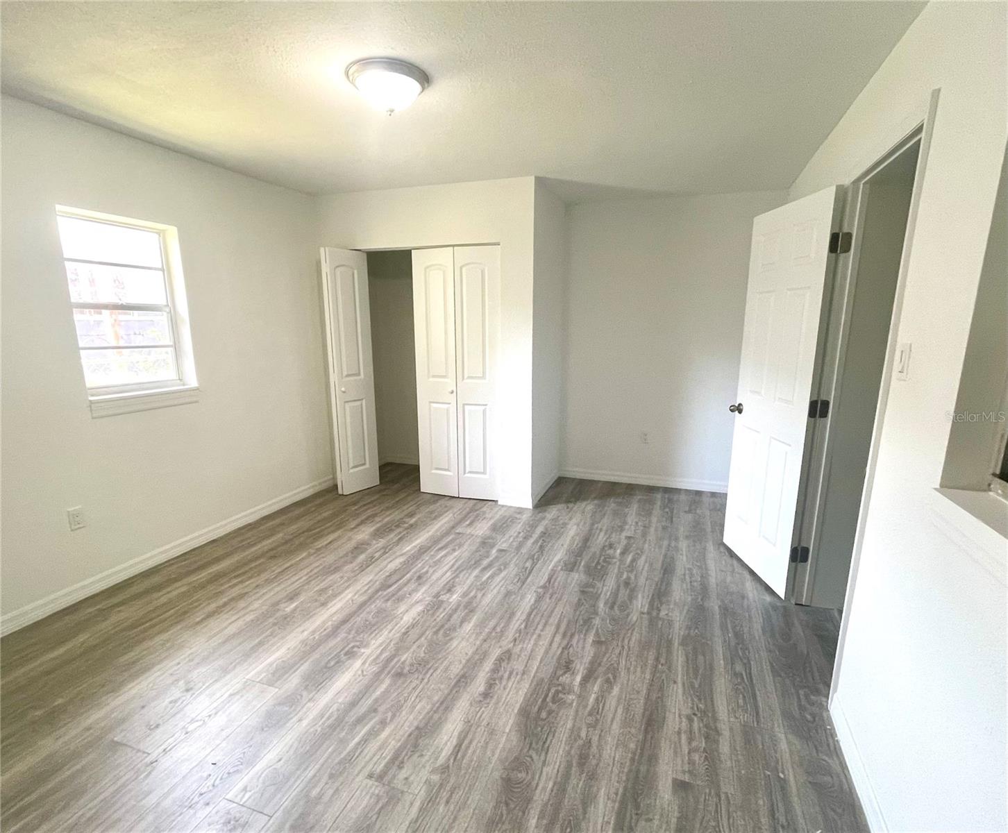 LAKE BRYANT SHORES - Residential