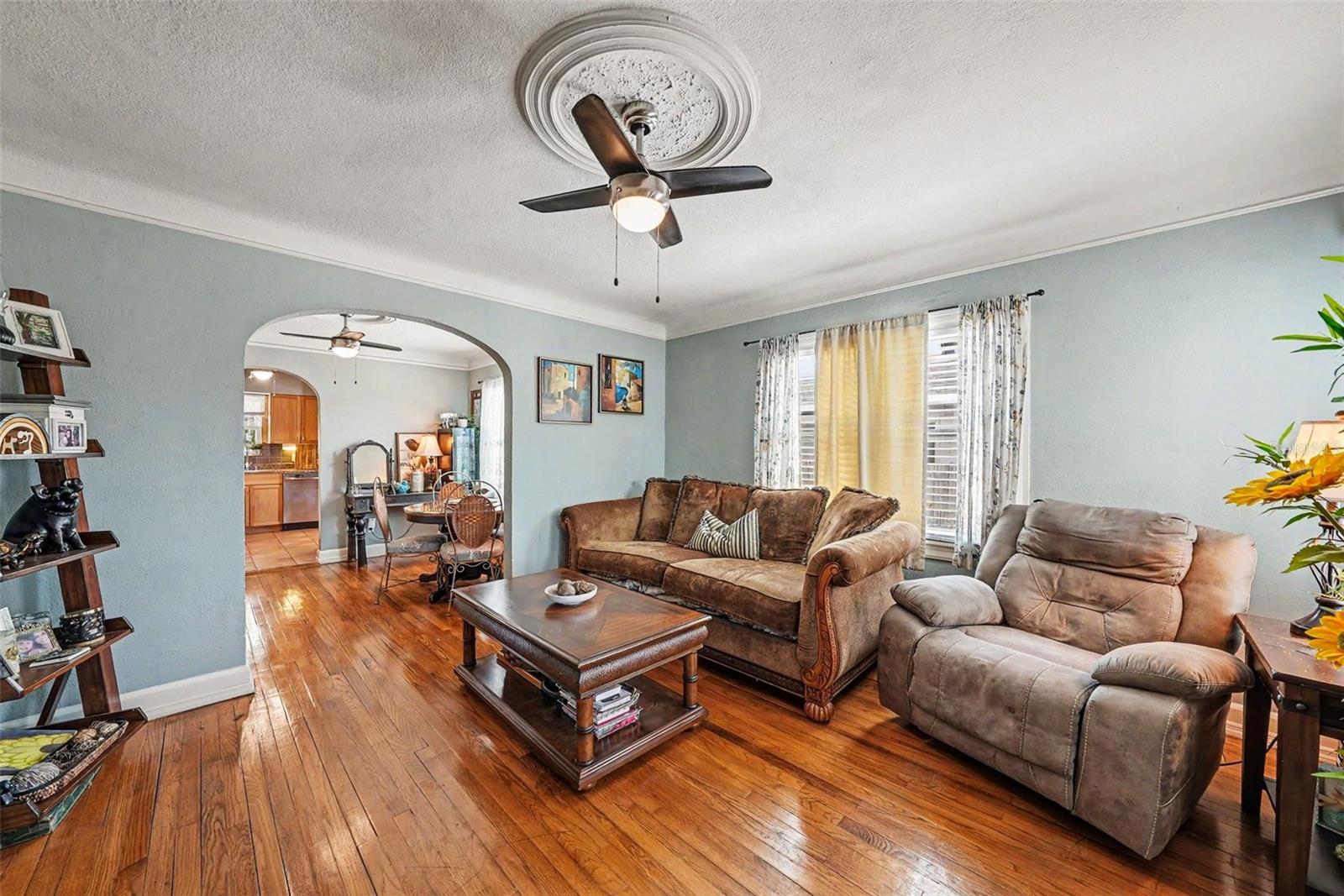 FLORAL VILLA ESTATES - Residential