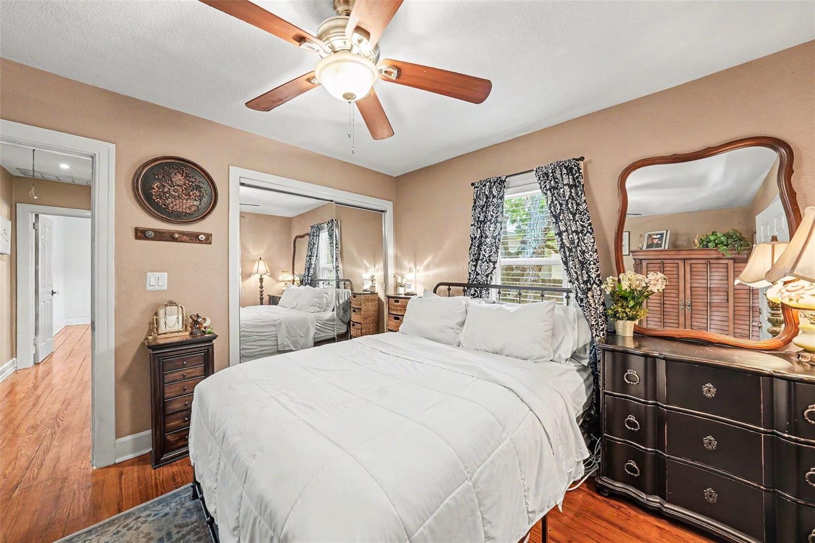 FLORAL VILLA ESTATES - Residential