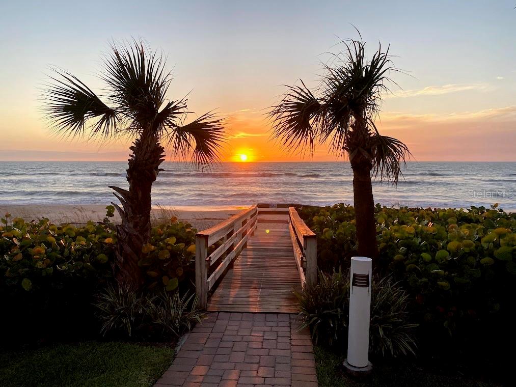 601 N MIRAMAR AVENUE 205