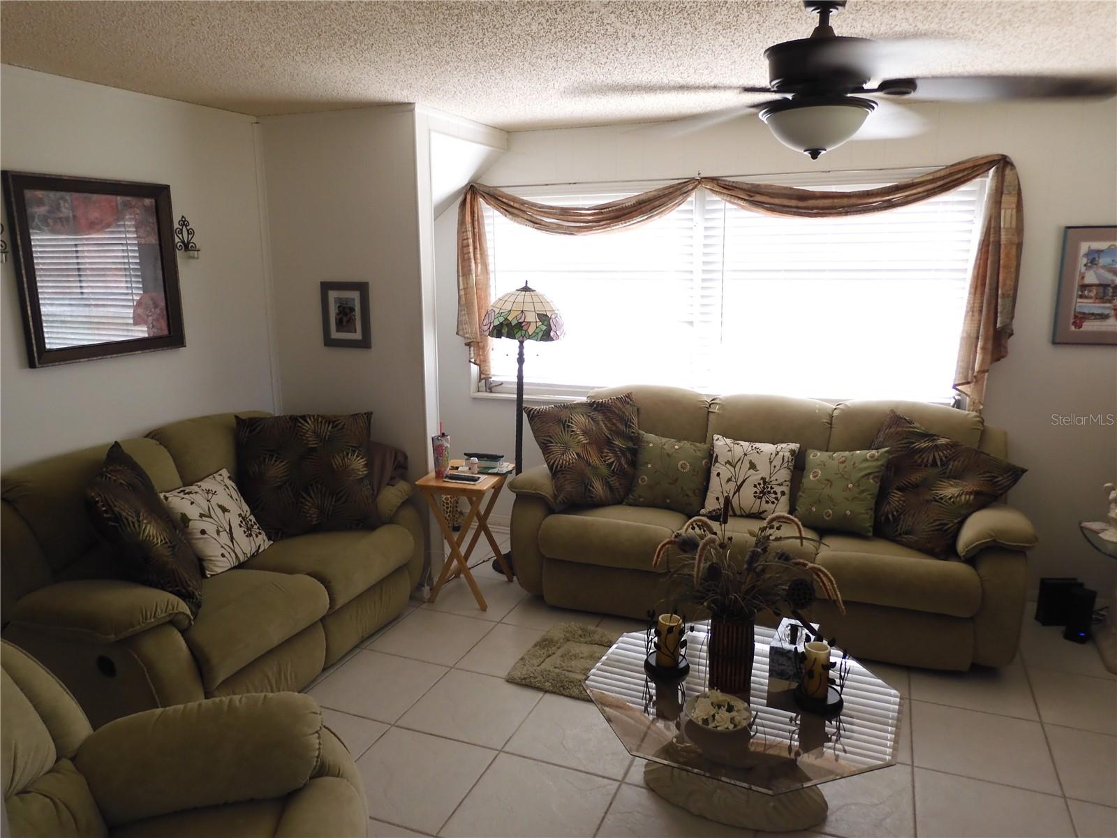 1627 UMBRELLA TREE DRIVE