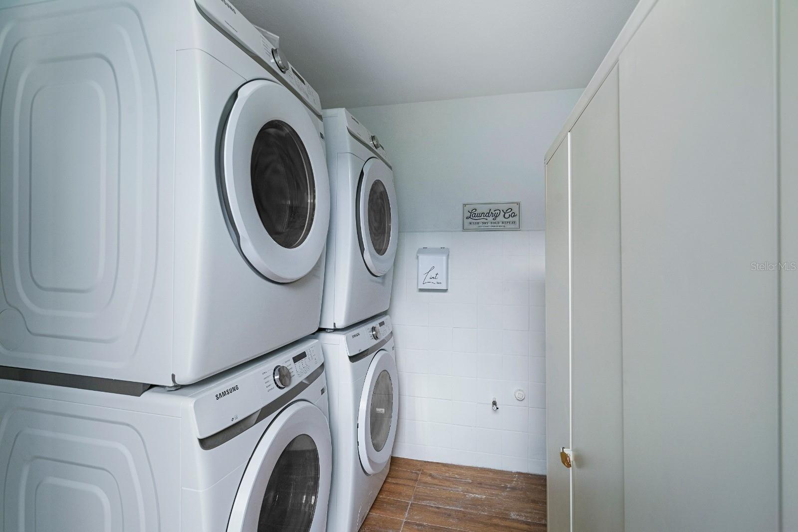 OCEAN PARK - Residential Income