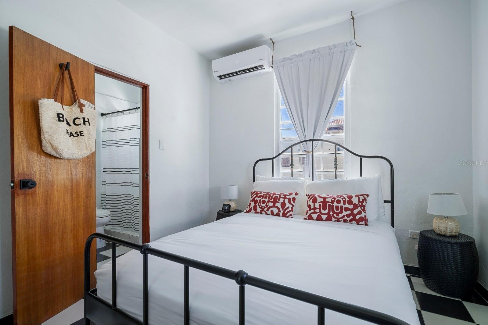 OCEAN PARK - Residential Income