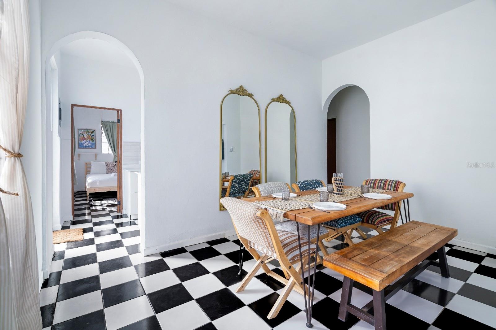 OCEAN PARK - Residential Income