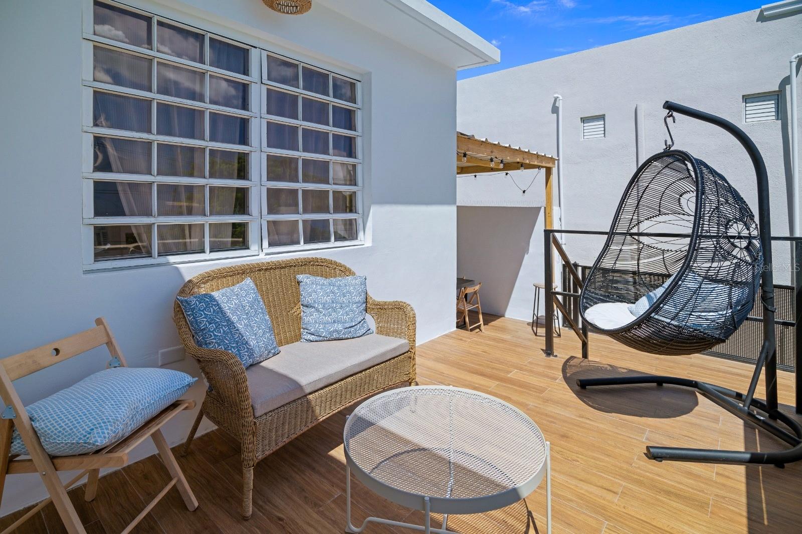 OCEAN PARK - Residential Income