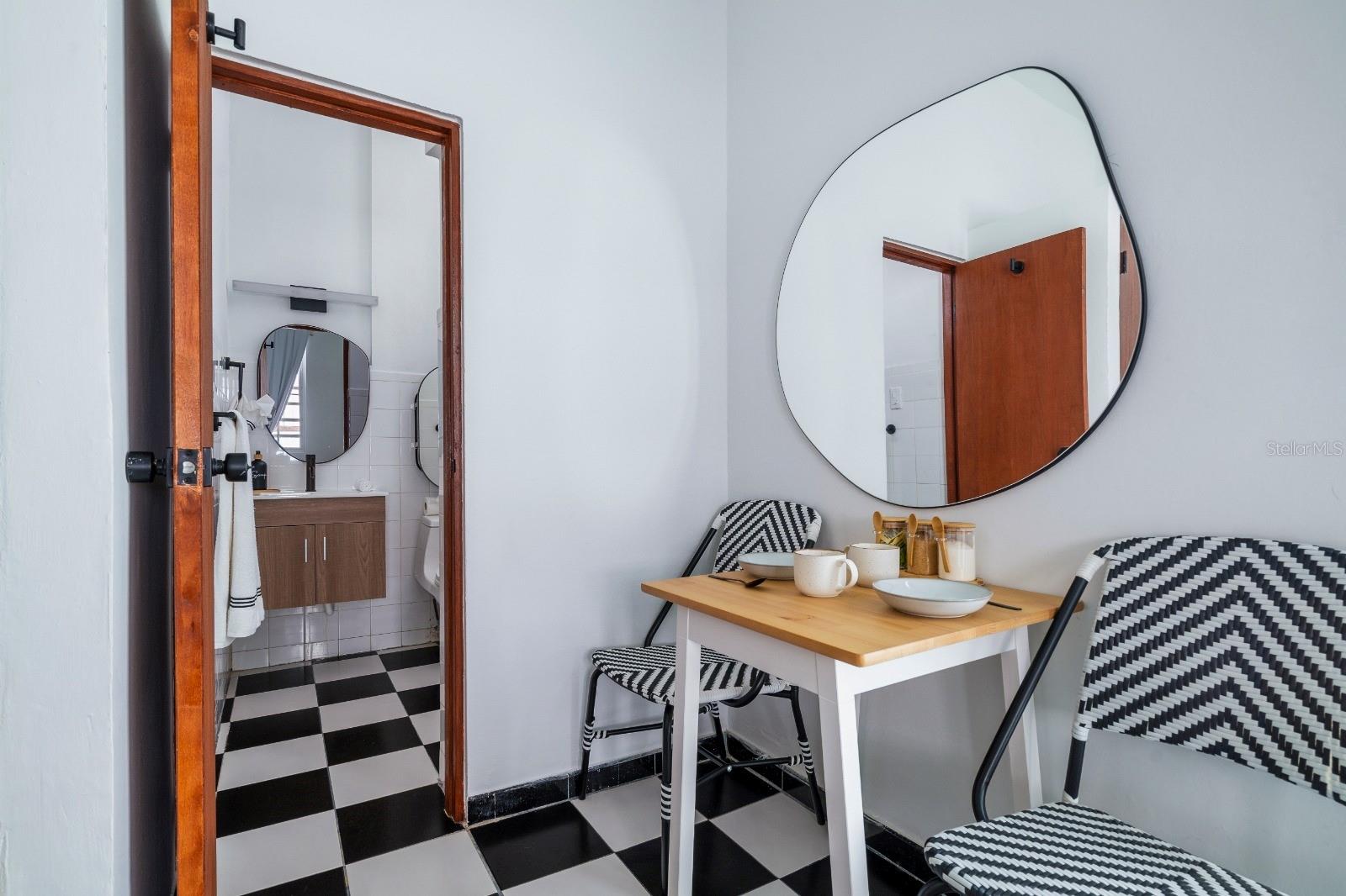 OCEAN PARK - Residential Income