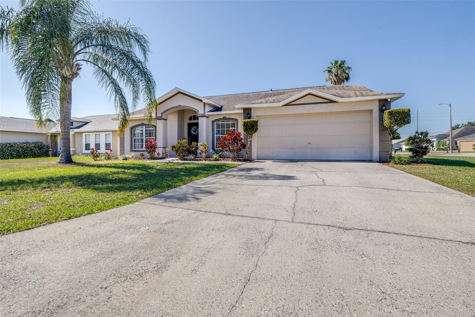 633 HEATHER GLEN LOOP