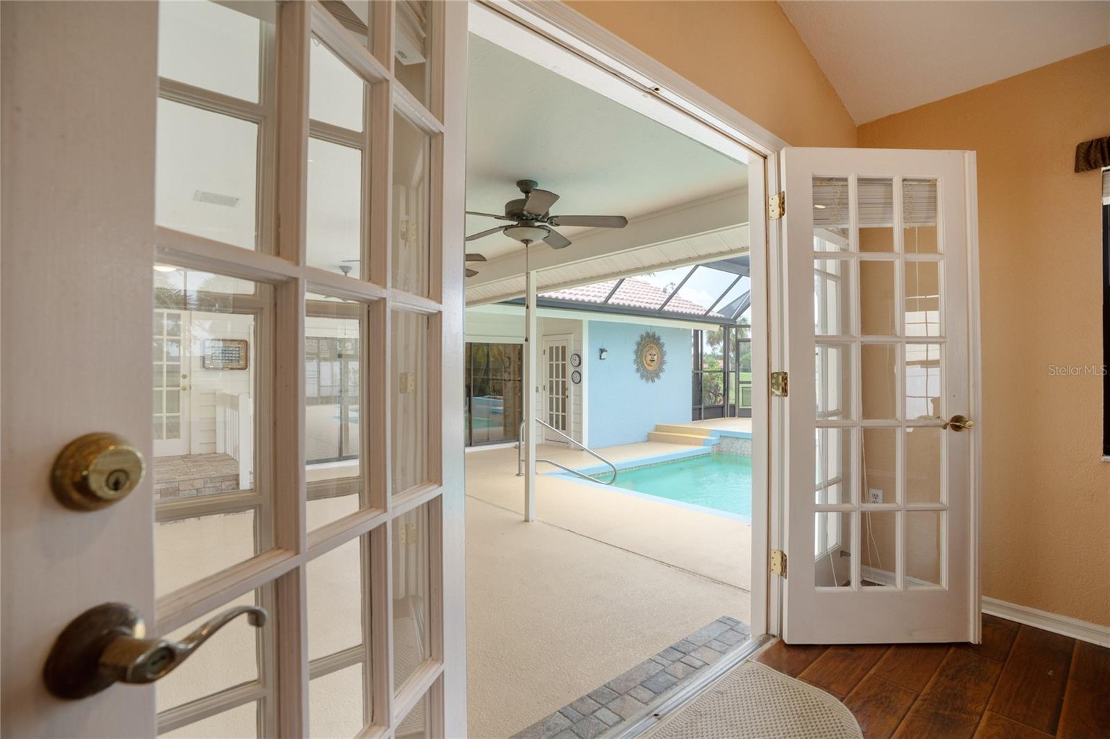 COUNTRY CLUB OF SARASOTA THE - Residential