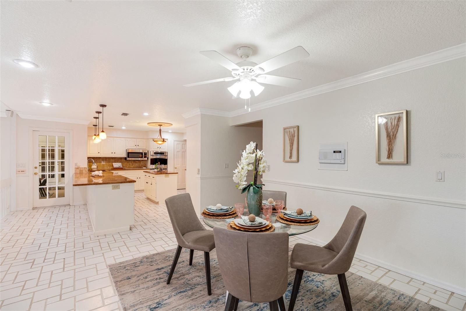 COUNTRY CLUB OF SARASOTA THE - Residential