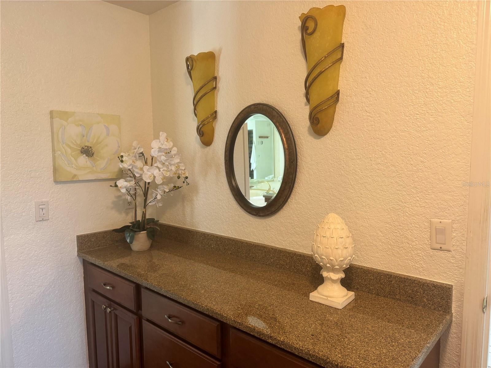 COUNTRY CLUB OF SARASOTA THE - Residential