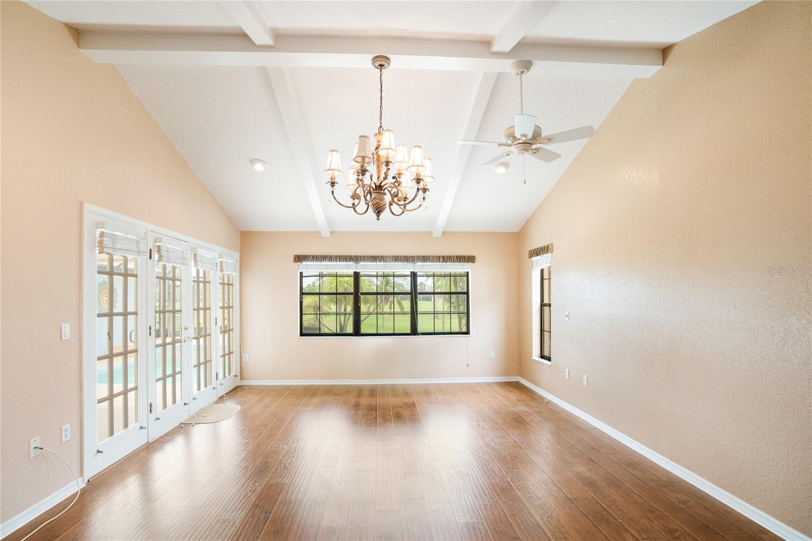 COUNTRY CLUB OF SARASOTA THE - Residential