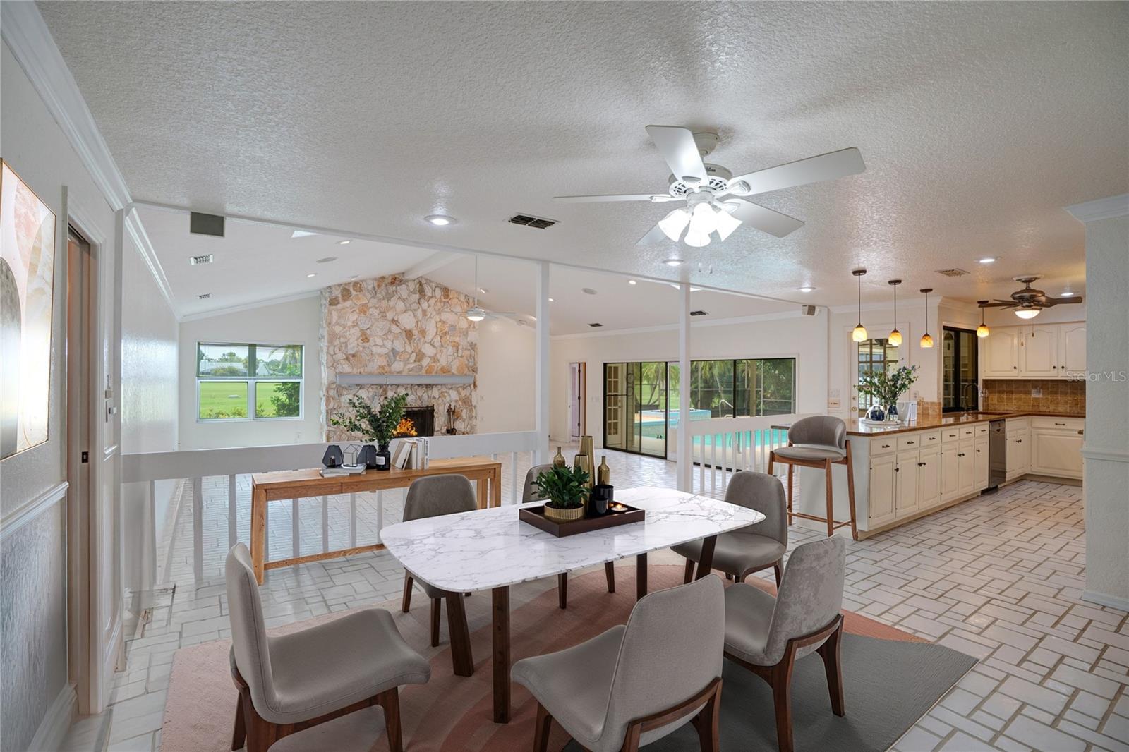 COUNTRY CLUB OF SARASOTA THE - Residential