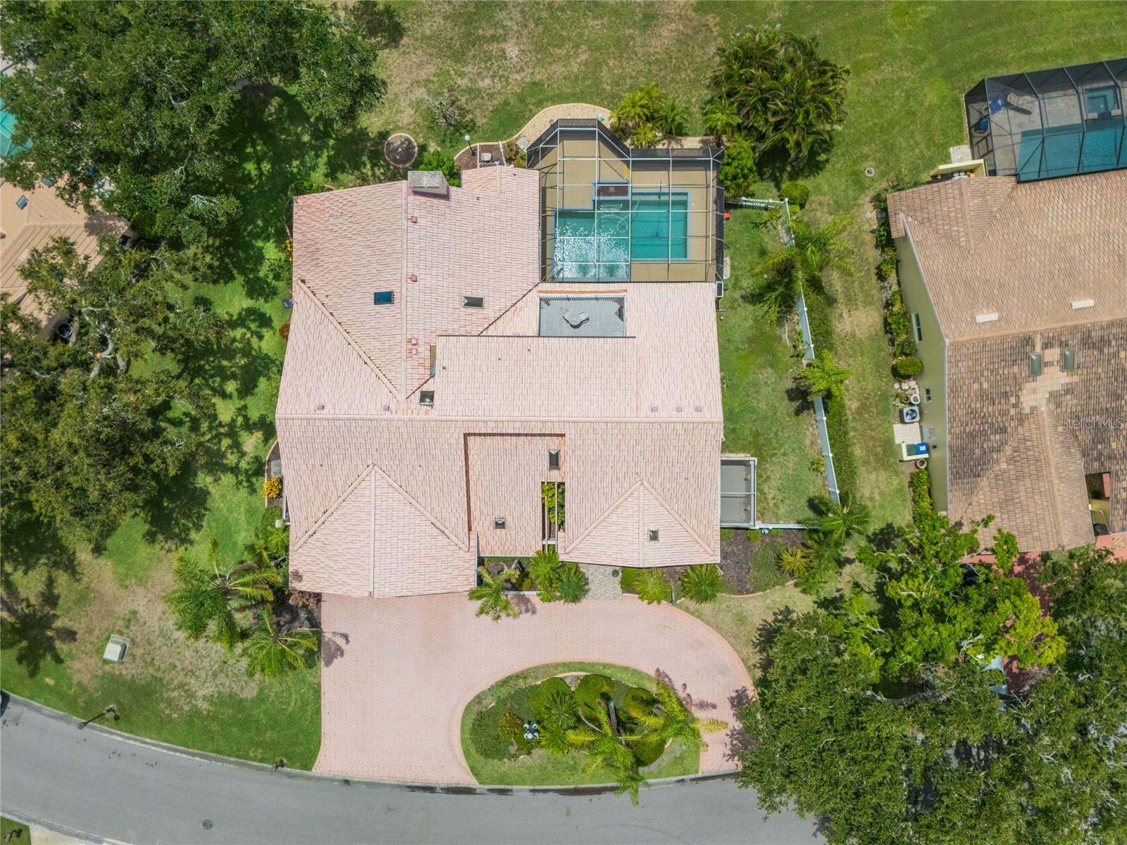 COUNTRY CLUB OF SARASOTA THE - Residential