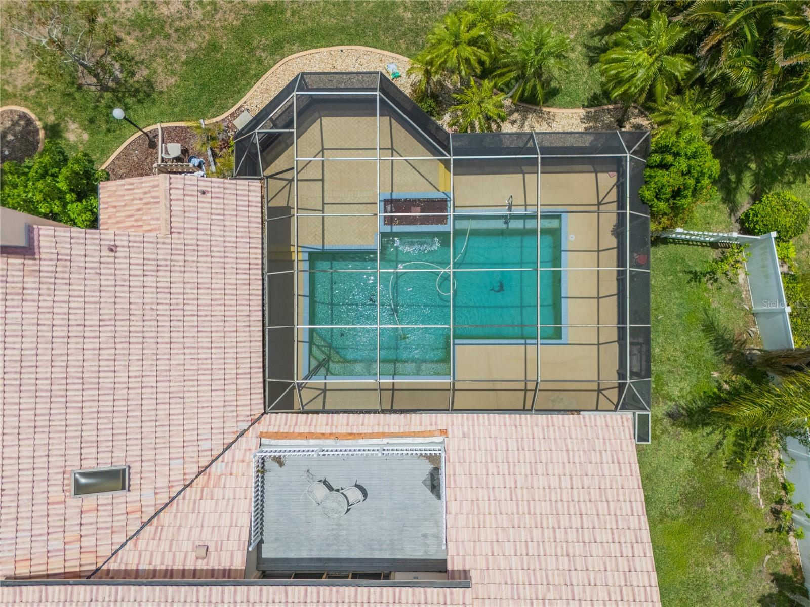 COUNTRY CLUB OF SARASOTA THE - Residential